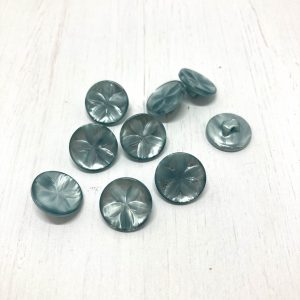 Knopf "Blume" eisblau-perl