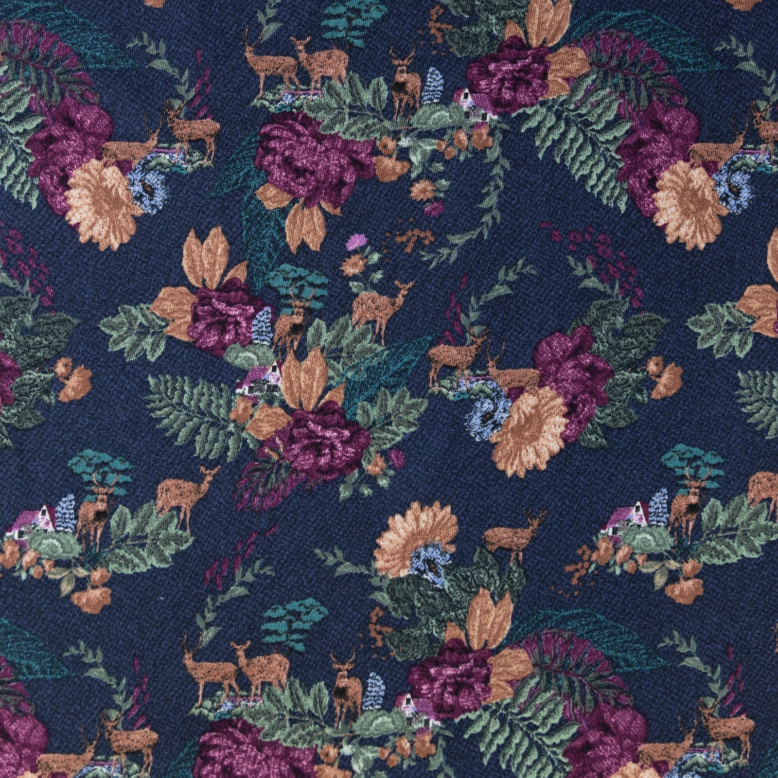 Gobelin Forest von C. Pauli, weicher Bio Kuschelsweat mit Waldmotiven in gestickter Optik