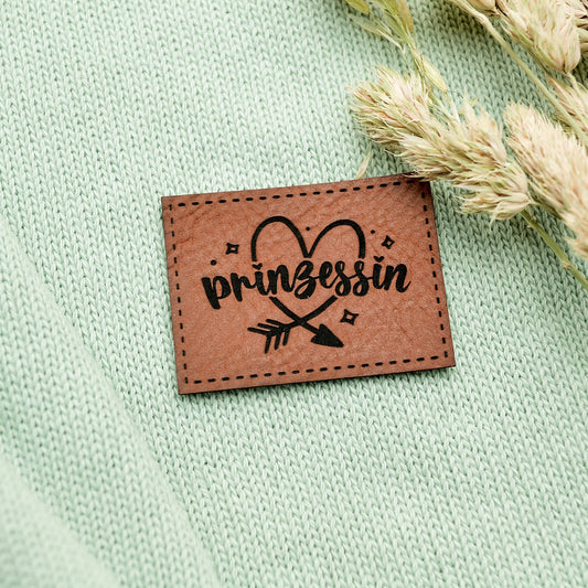 Das Stofferl: Label aus Kunstleder von Stichmichnicht, Tüddelkram für deine Nähprojekte online kaufen in Österreich