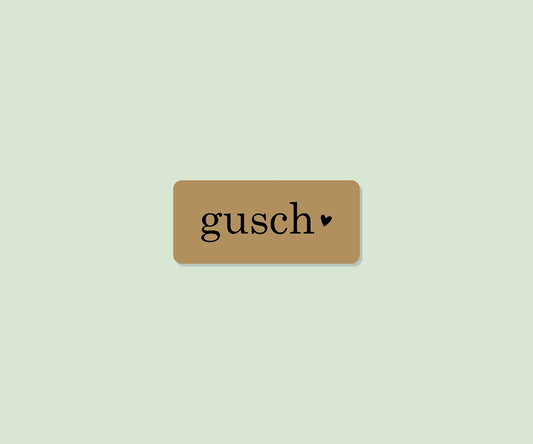 Label aus Kunstleder "Gusch"