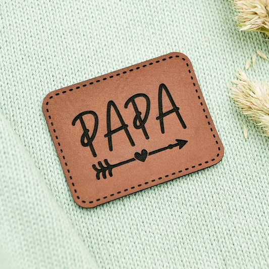 Label aus Kunstleder "PAPA"