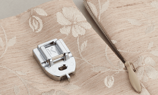 Verdeckter Reißverschlussfuss