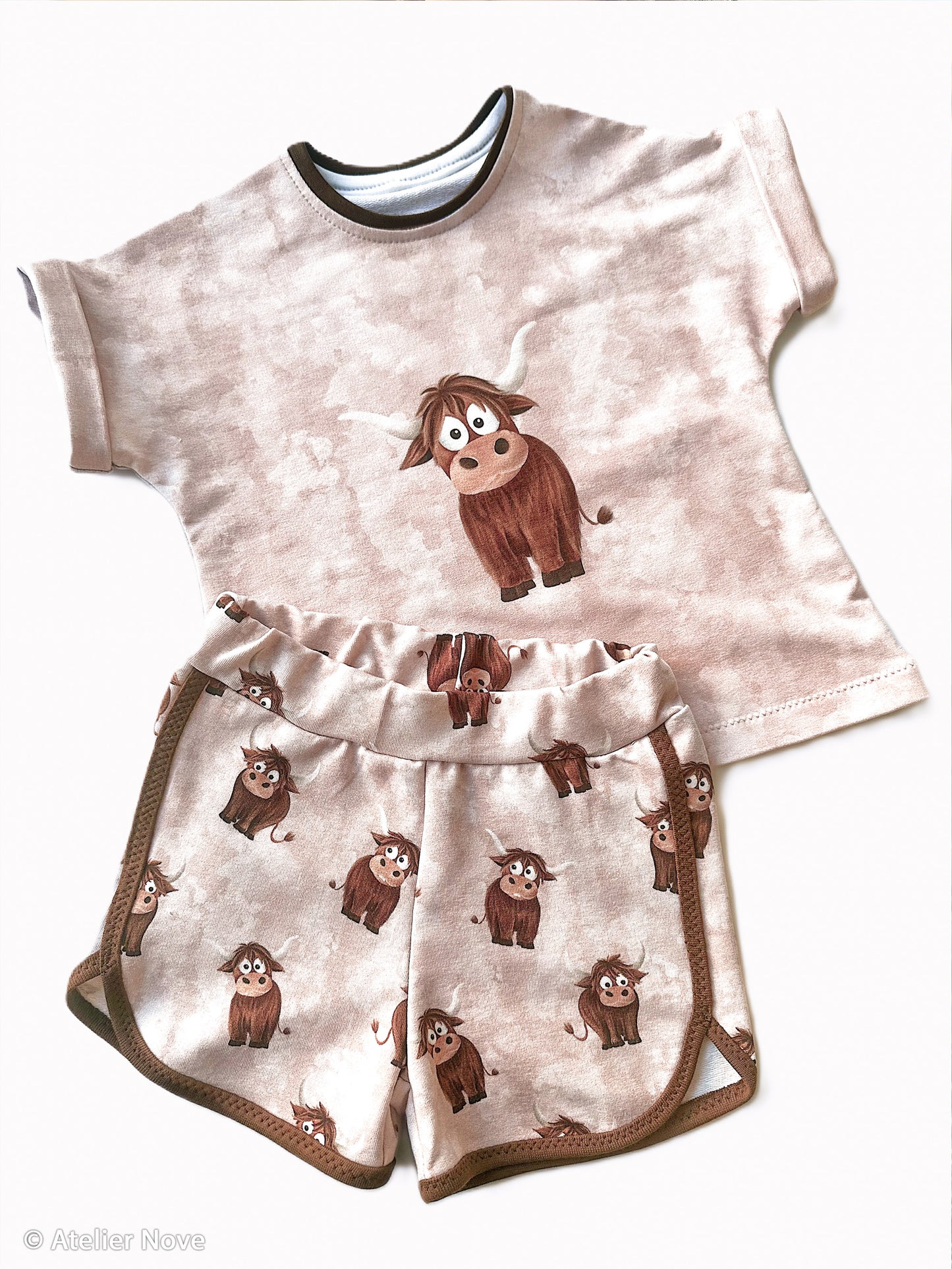 Paneel "Holy Cow" by Mrs. Mint Design - beige