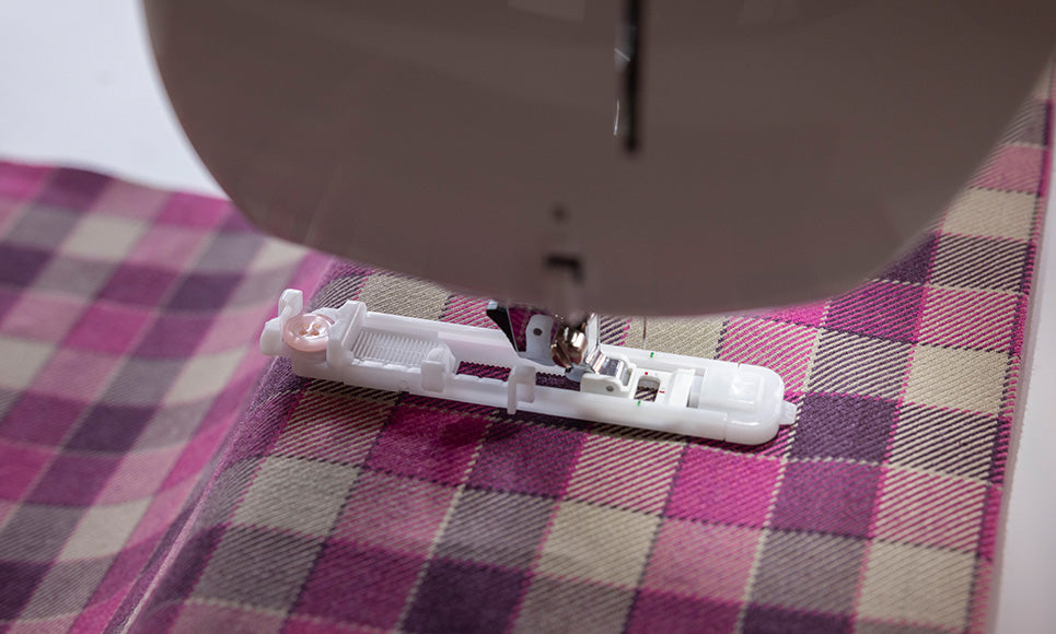 Brother Inventio NV1350 Näh- und Quiltmaschine