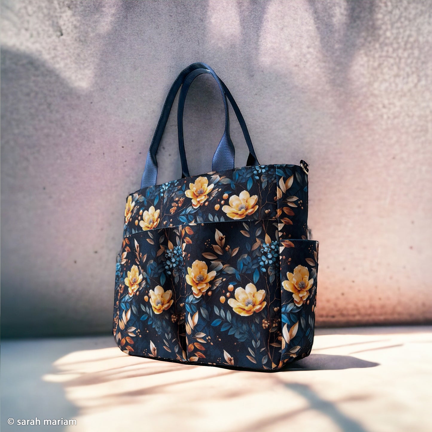 Waterproof Taschenstoff "Flowing Bloom - blau" by Sarah Mariam