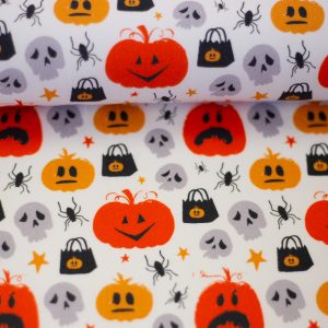 Das Stofferl: Baumwolle Halloween mit Gruselmotiven, entdecke den feinen Baumwollstoff mit Halloweenmotiven von Swafing